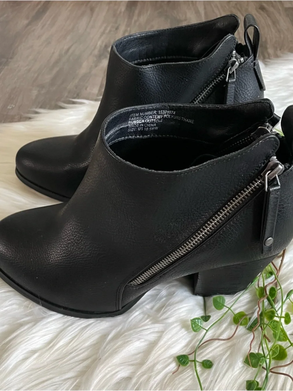 Torrid Side Zip Heel Bootie Ankle Boot Size 10.5 WW